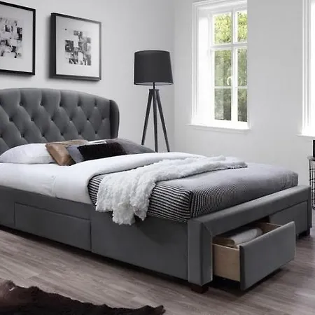 Komfortowy Nocleg, Parking Πανσιόν