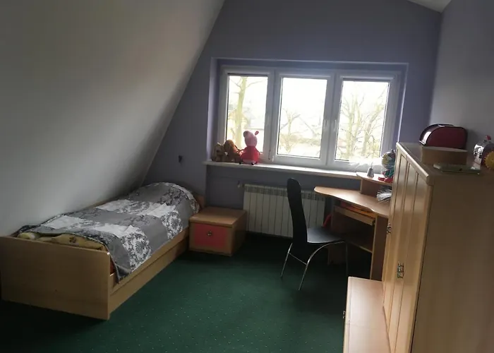 Komfortowy Nocleg, Parking 招待所 *